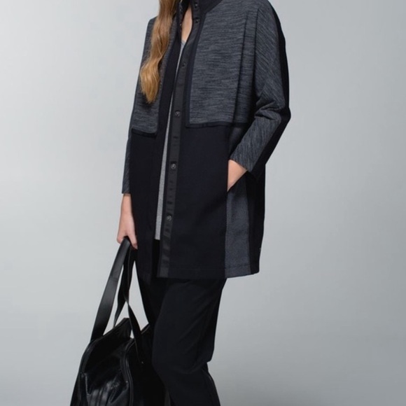 Lululemon Women's Cocoon Car Coat/Jacket Black - Size XS - Picture 2 of 11